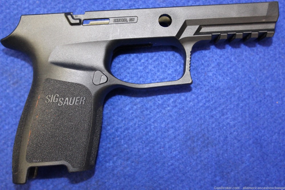 SIG SAUER Model P320 Pistol with EXTRAS 9 mm -img-8