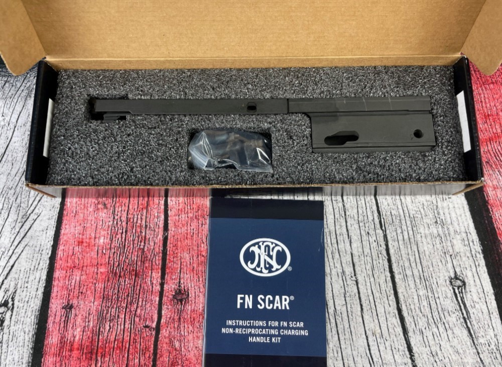 FN SCAR HEAVY Non-Reciprocating Charging Handle Kit-img-6
