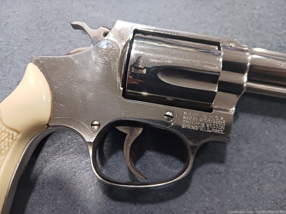 SMITH & WESSON MODEL 36 NICKEL FINISH 38 SPECIAL 3" REVOLVER PRE OWNED-img-4