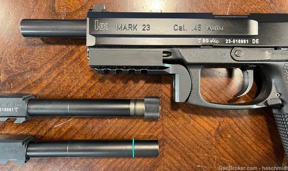 *Penny Auction* H&K Mark 23 Excellent Condition 3 Barrels 3 Mags-img-2