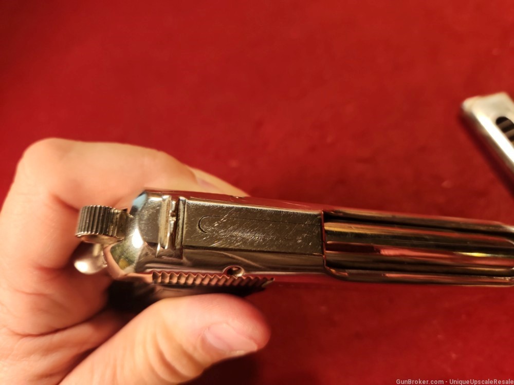 Beretta model 1934 380 ACP semi auto pistol - nickel with 2 mags-img-14