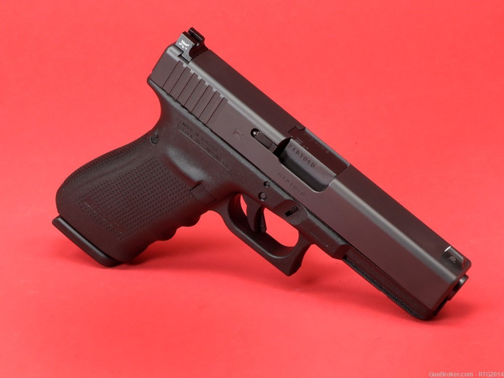 Glock 20 Gen4 10mm LNIB W/ Trijicon HD/XS Night Sights, 2xMags and Holster-img-1
