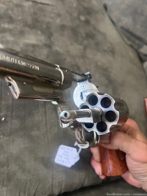 Smith & Wesson model 29 nickel revolver 6 shot 6” barrel wood grips holster-img-7