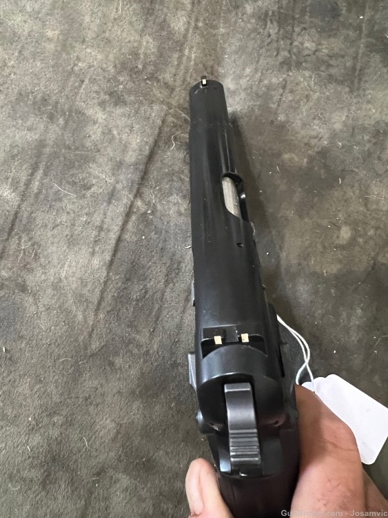 Browning Hi Power semi auto .9mm pistol 4” barrel 1 mag 10 round like new -img-2