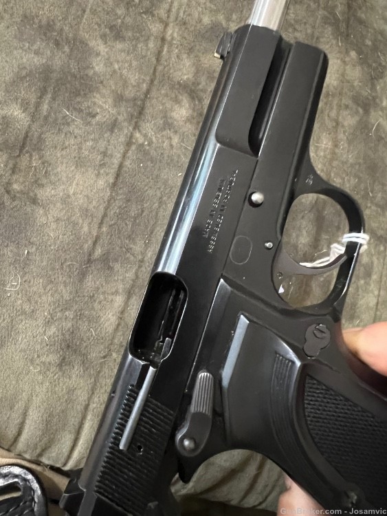 Browning Hi Power semi auto .9mm pistol 4” barrel 1 mag 10 round like new -img-8