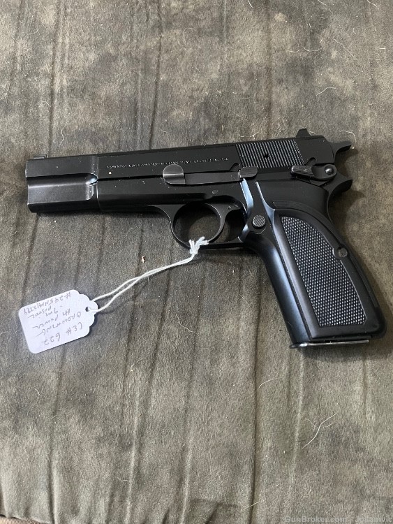 Browning Hi Power semi auto .9mm pistol 4” barrel 1 mag 10 round like new -img-0