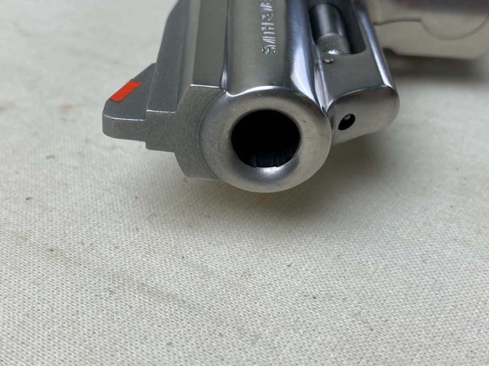 Smith & Wesson 66-3 357 Mag 2.5" Stainless-img-7