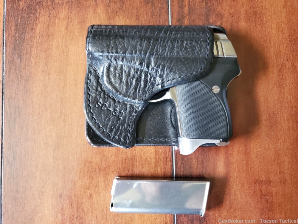 L.W. SeeCamp LWS32 .32 ACP Stainless Pocket Pistol with Holster!-img-1