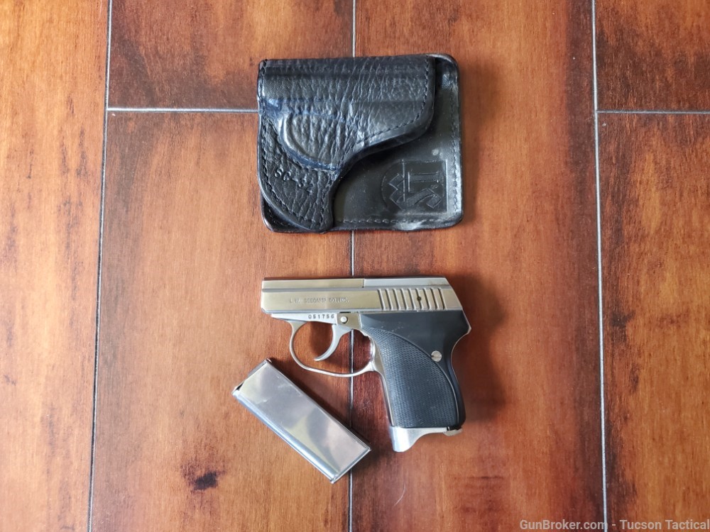 L.W. SeeCamp LWS32 .32 ACP Stainless Pocket Pistol with Holster!-img-0