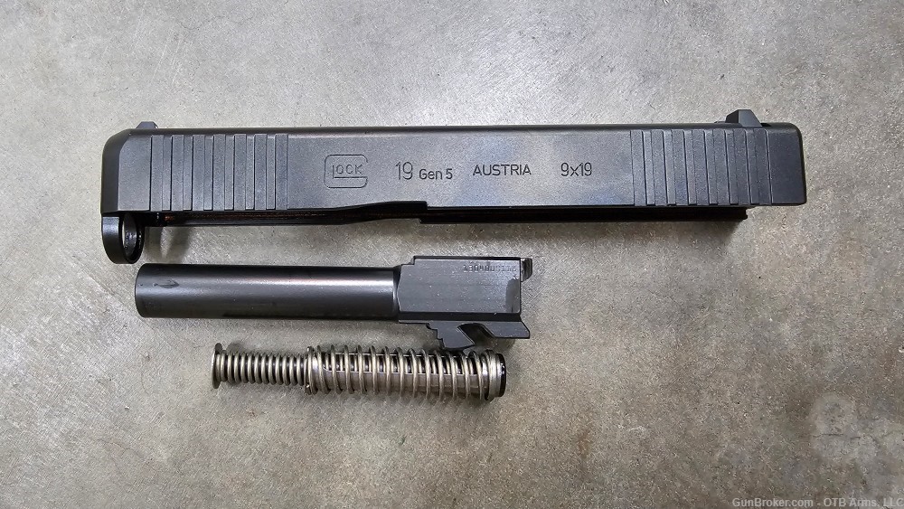 Complete Glock 19 Gen 5 non MOS slide barrel recoil assembly-img-0
