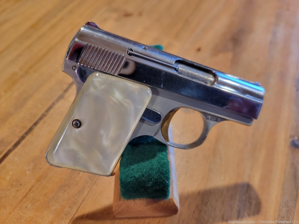 "Baby" Browning .25 Caliber Semi Pocket pistol.  exquisite! -img-1