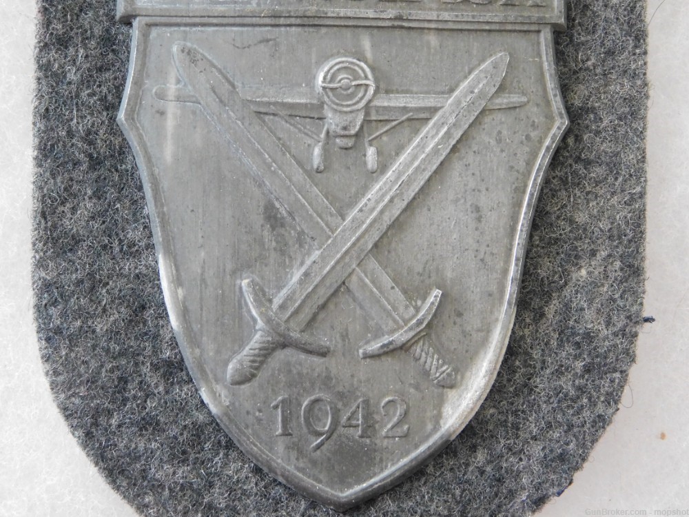 German WWII Army DEMJANSK Campaign Shield-img-2
