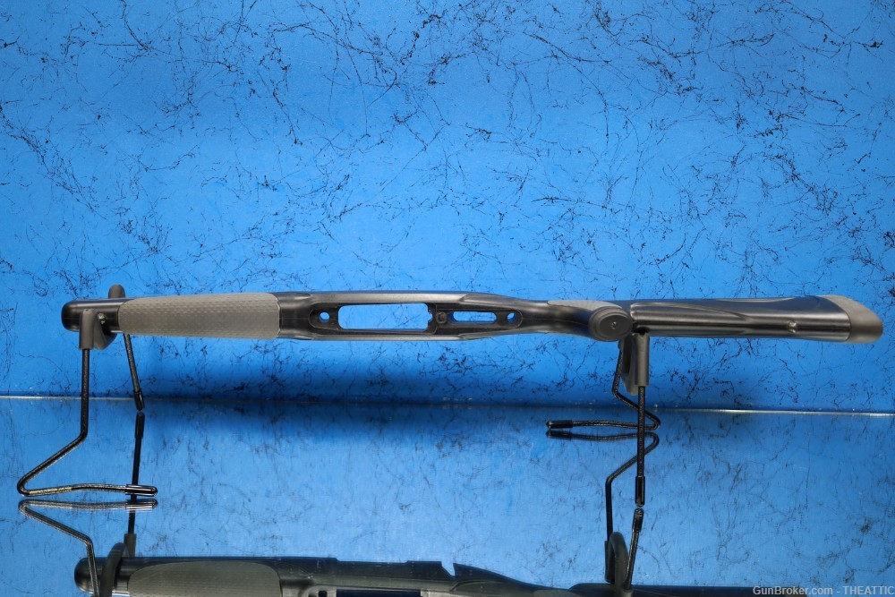 WINCHESTER MODEL 70 ULTIMATE SHADOW 300 REM ULTRA MAG BARREL & STOCK-img-10