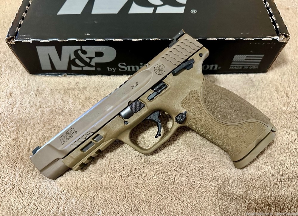 Smith & Wesson M&P9 M2.0 9MM 5" FDE FACTORY NEW-img-0