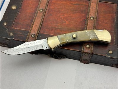 Buck style Switchblade knife 