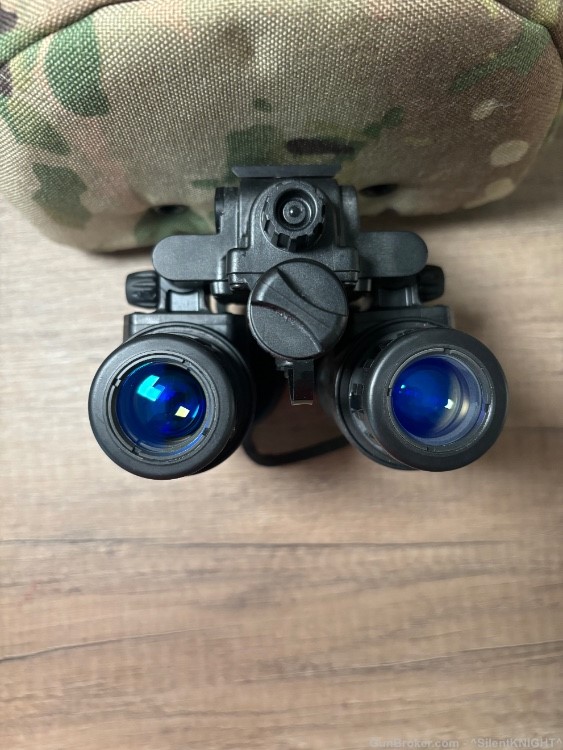L3 PVS 31A  2,700+ FOM Night Vision Goggles  WITH SPECS-img-2