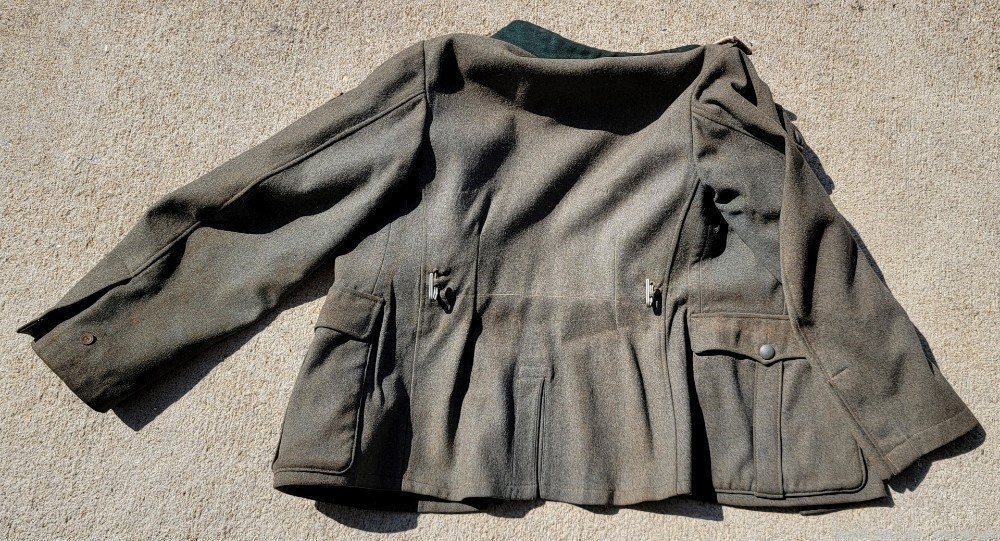 Original WWII German Army Combat Uniform Tunic-img-9