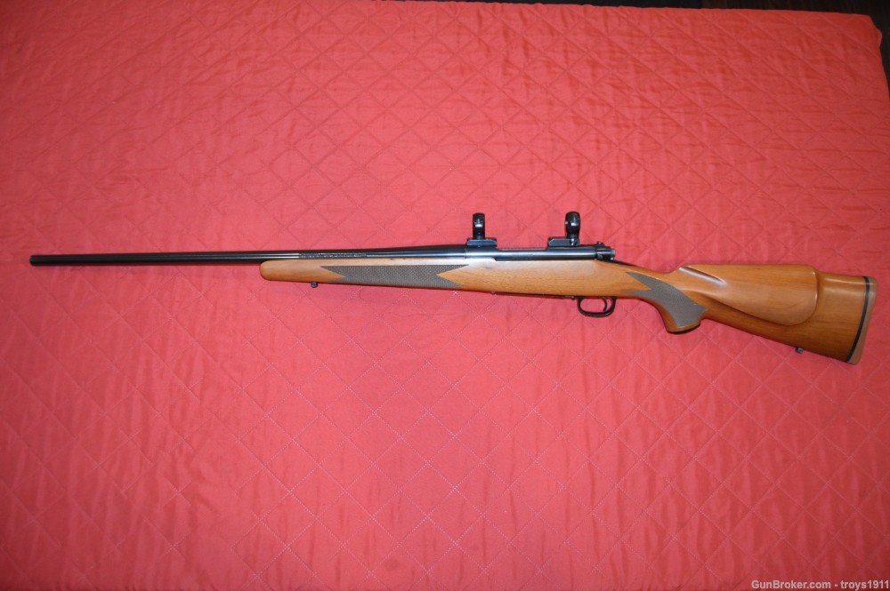 Winchester Model 70 Sporter .223 bolt action rifle 223 1989 vintage 24 inch-img-1