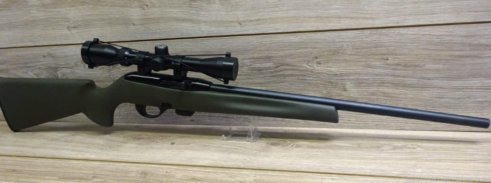 Remington Model 597 Semi Auto Rifle 22 LR 22LR 10 Magazine & Scope-img-4