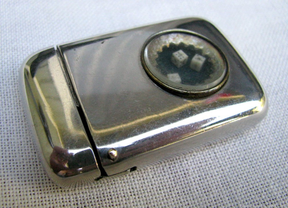  SCARCE ANTIQUE GAMBLER'S MATCH SAFE WITH A TINY INLAID 3 DICE CAGE-img-2