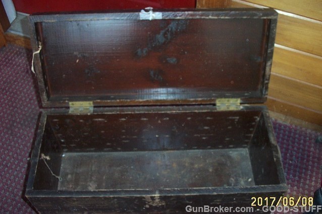 VINTAGE WOOD CARPENTERS CHEST BOX-img-5