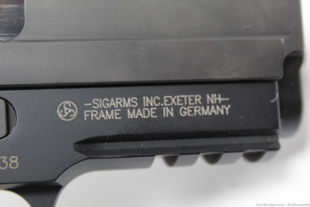 SIG P220 Carry .45 ACP Semi Auto Compact Pistol w/ Original Case-img-18