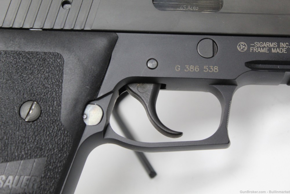 SIG P220 Carry .45 ACP Semi Auto Compact Pistol w/ Original Case-img-21