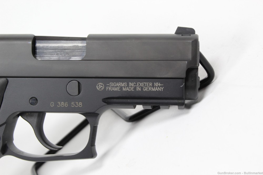 SIG P220 Carry .45 ACP Semi Auto Compact Pistol w/ Original Case-img-12