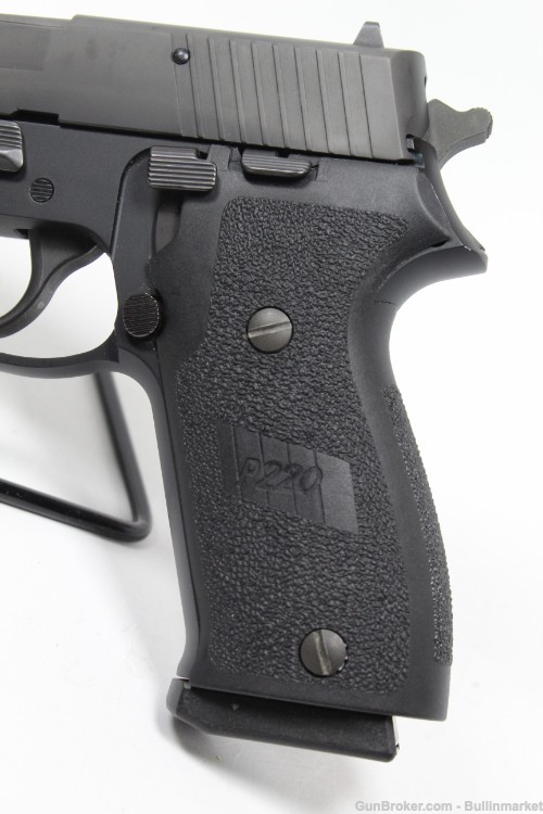 SIG P220 Carry .45 ACP Semi Auto Compact Pistol w/ Original Case-img-15