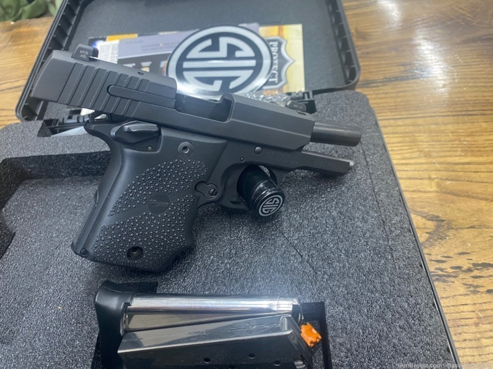 Sig Sauer P938 with box and 2 magazines-img-6