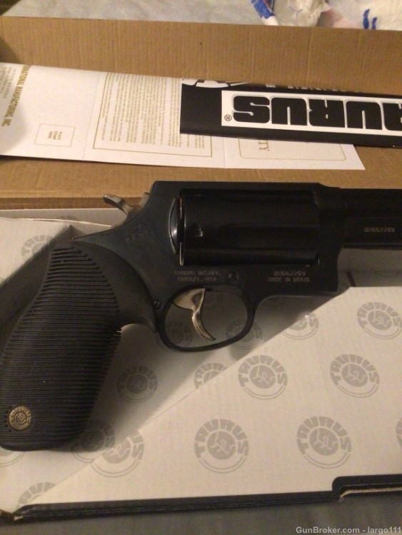 Taurus judge revolver 45 long colt 410 shotgun shell-img-1