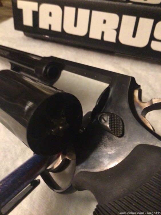 Taurus judge revolver 45 long colt 410 shotgun shell-img-9