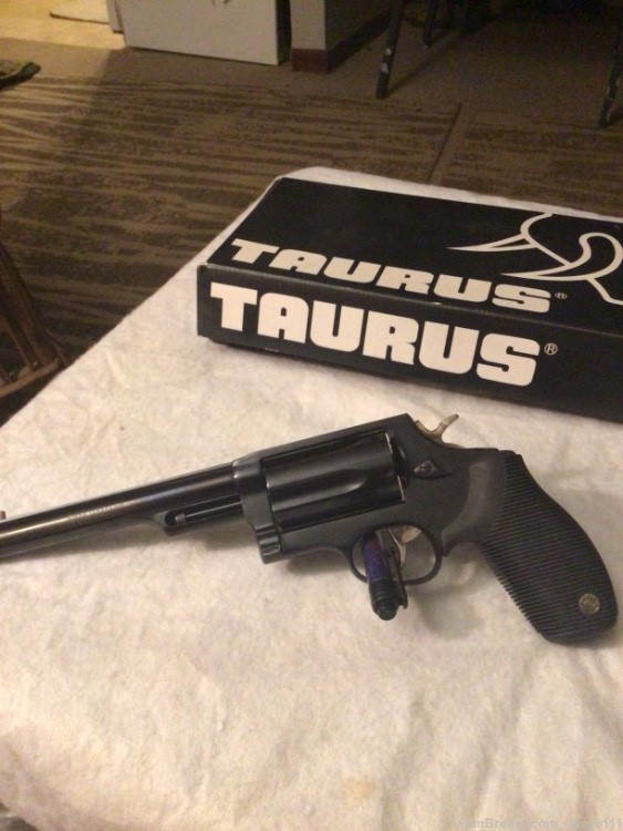 Taurus judge revolver 45 long colt 410 shotgun shell-img-5