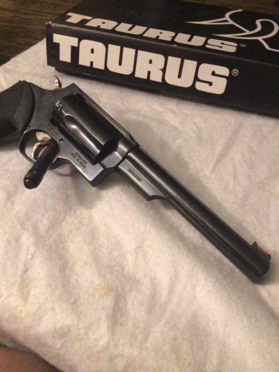 Taurus judge revolver 45 long colt 410 shotgun shell-img-3
