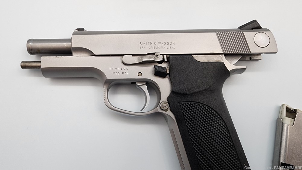 Smith & Wesson 1076 10mm aka FBI pistol DA/SA 4.25"  Factory Refinished!-img-24