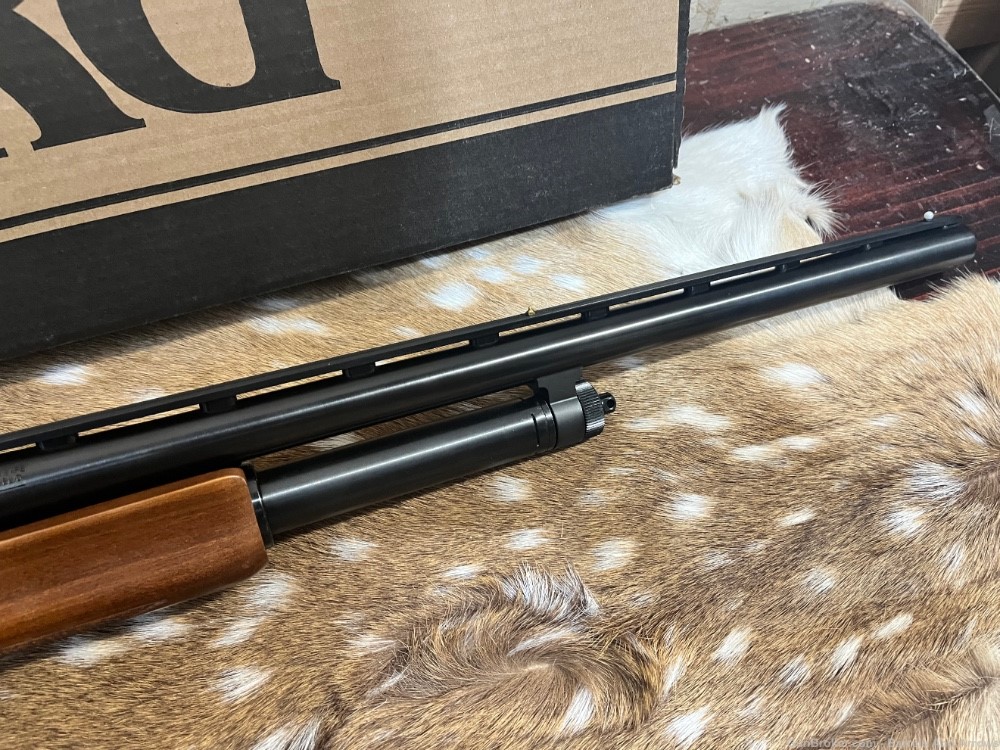 Mossberg 500 Batam youth 12 ga Wood Stock blued  excellent condition In Box-img-3