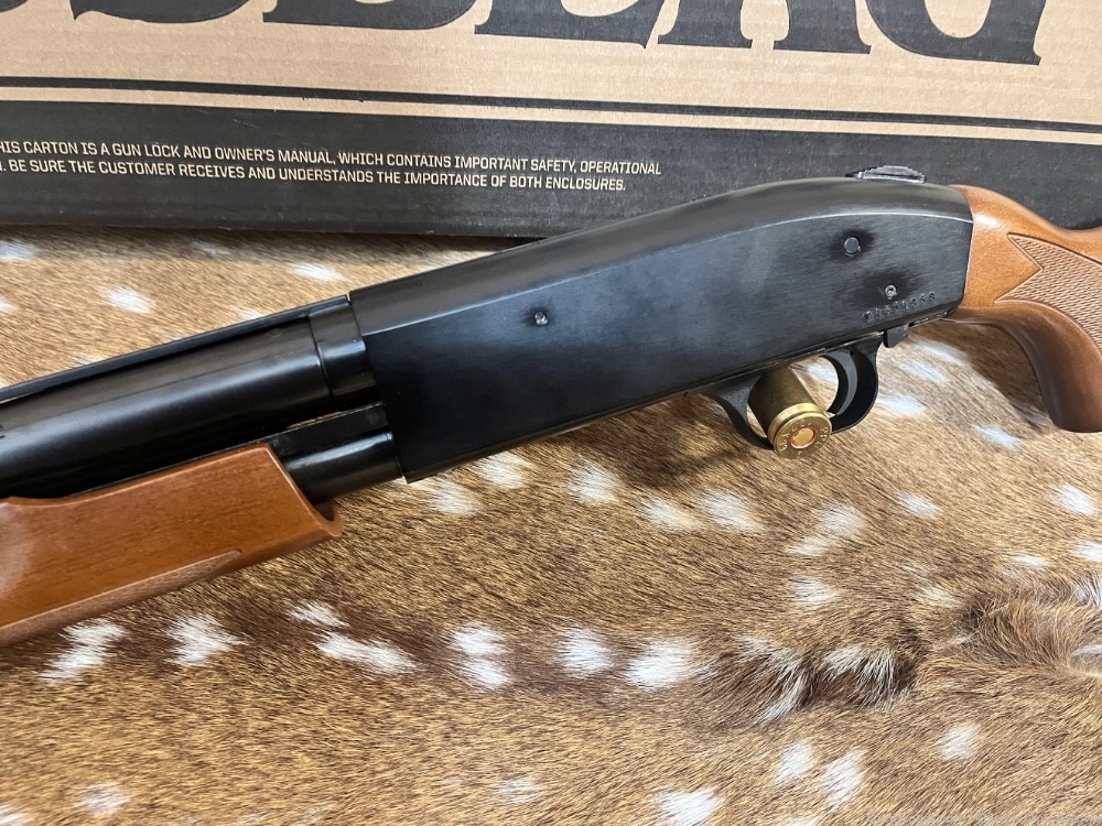 Mossberg 500 Batam youth 12 ga Wood Stock blued  excellent condition In Box-img-8