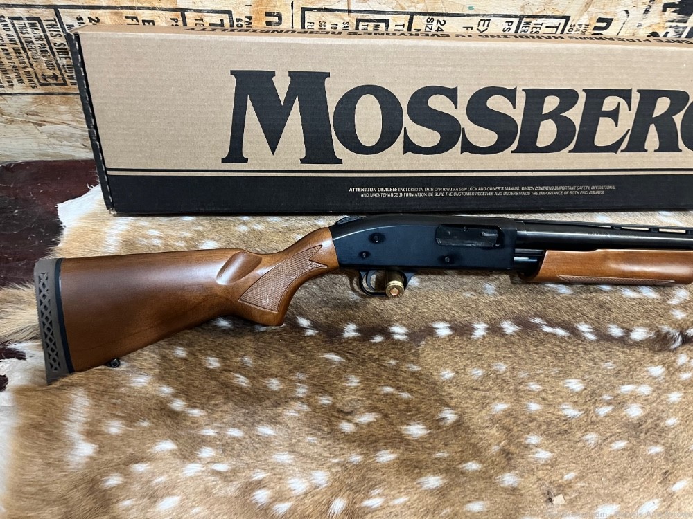 Mossberg 500 Batam youth 12 ga Wood Stock blued  excellent condition In Box-img-1
