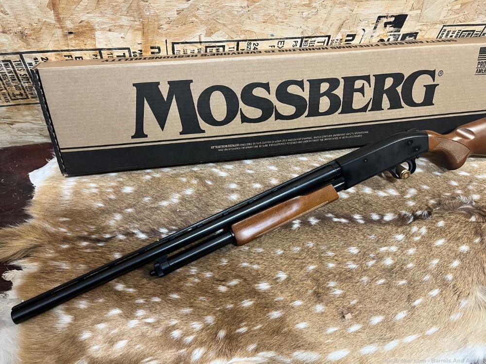 Mossberg 500 Batam youth 12 ga Wood Stock blued  excellent condition In Box-img-5