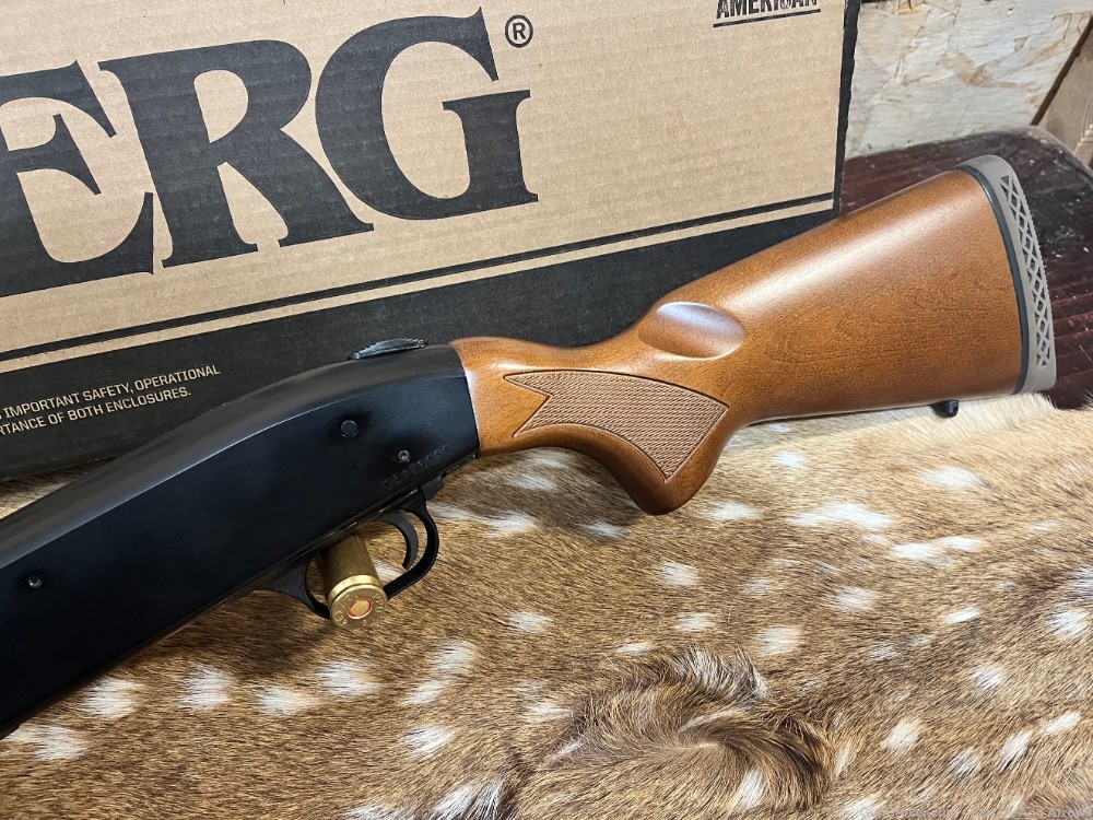 Mossberg 500 Batam youth 12 ga Wood Stock blued  excellent condition In Box-img-9