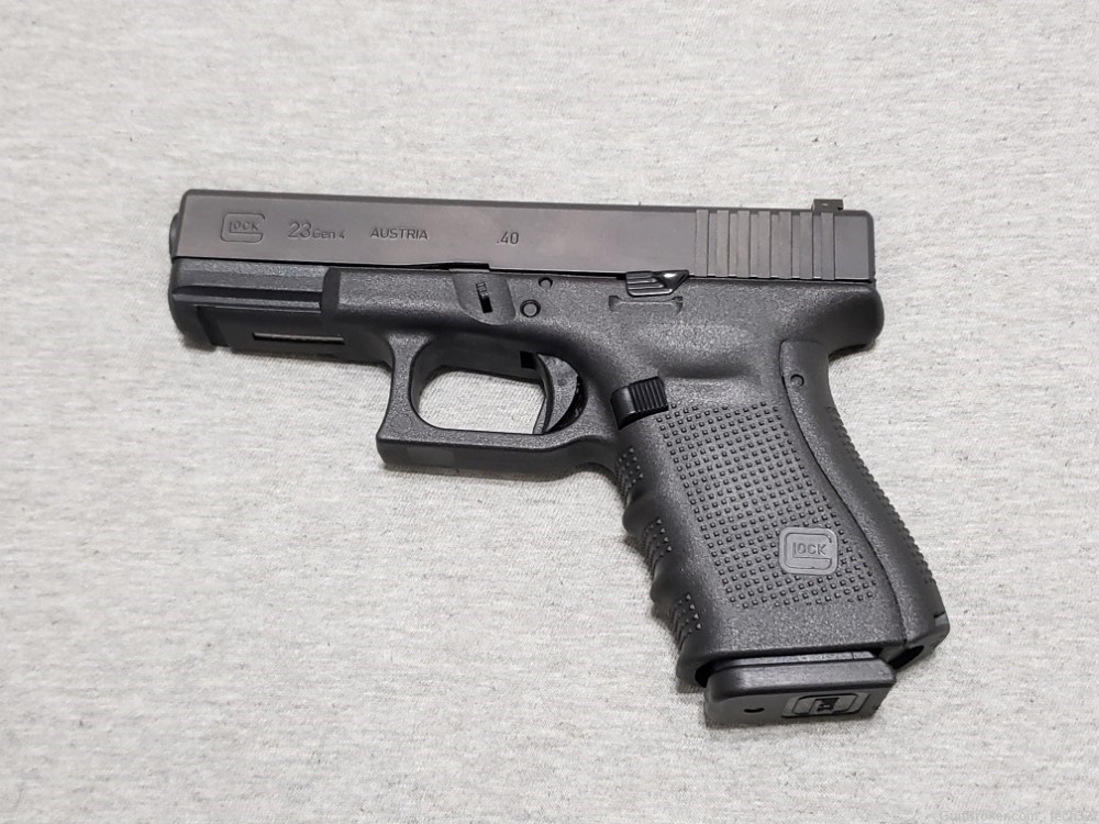 Glock 23 Gen 4 .40 Semi Automatic Pistol-img-5