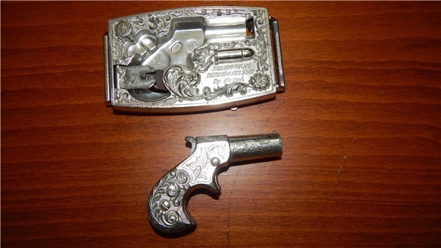 Mattel Belt Buckle Derringer-img-0