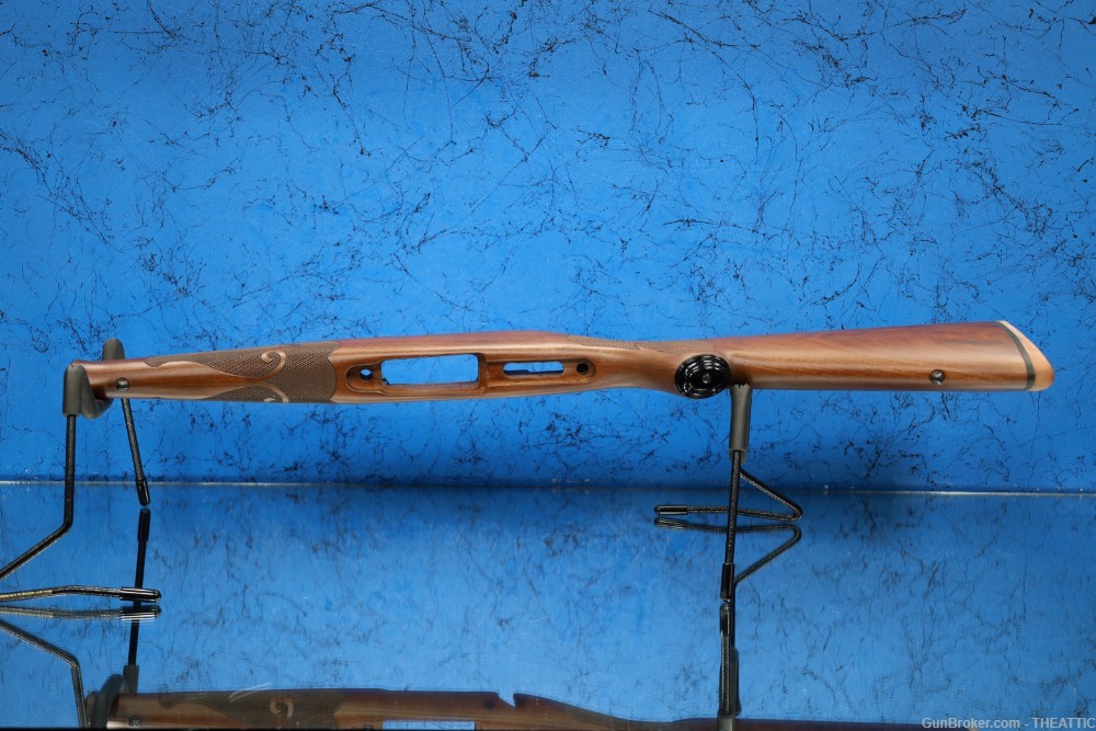 WINCHESTER MODEL 70 FEATHERWEIGHT SHORT ACTION CHECKERED WOOD STOCK-img-16