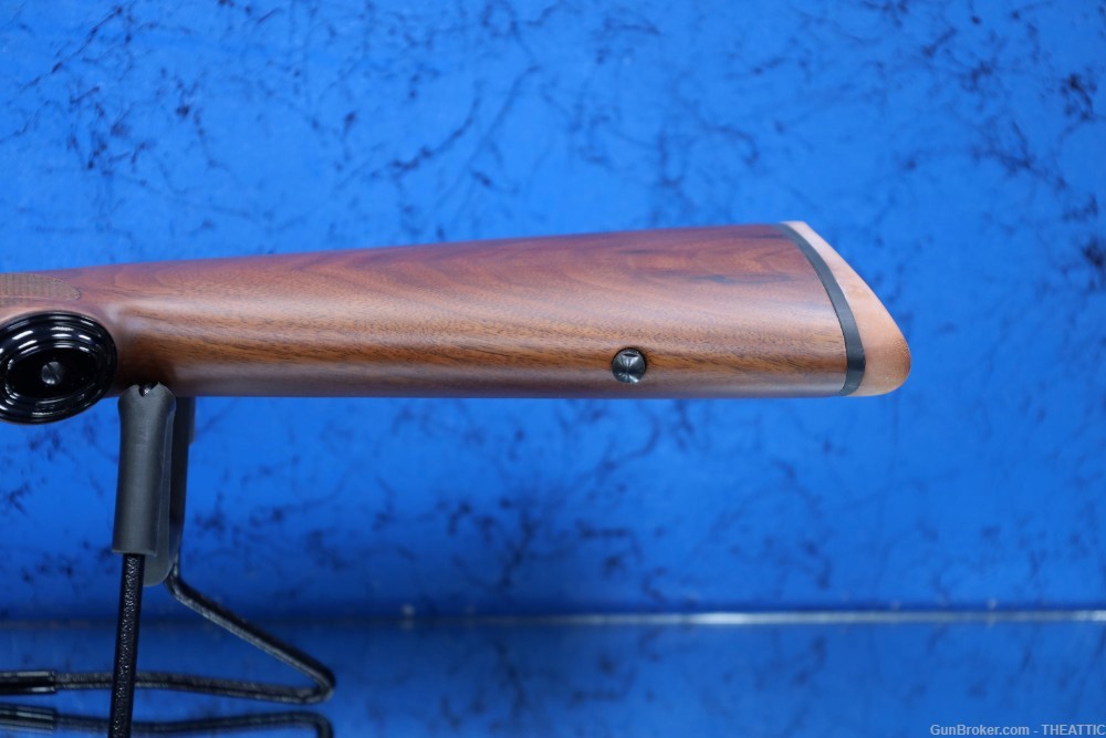 WINCHESTER MODEL 70 FEATHERWEIGHT SHORT ACTION CHECKERED WOOD STOCK-img-17