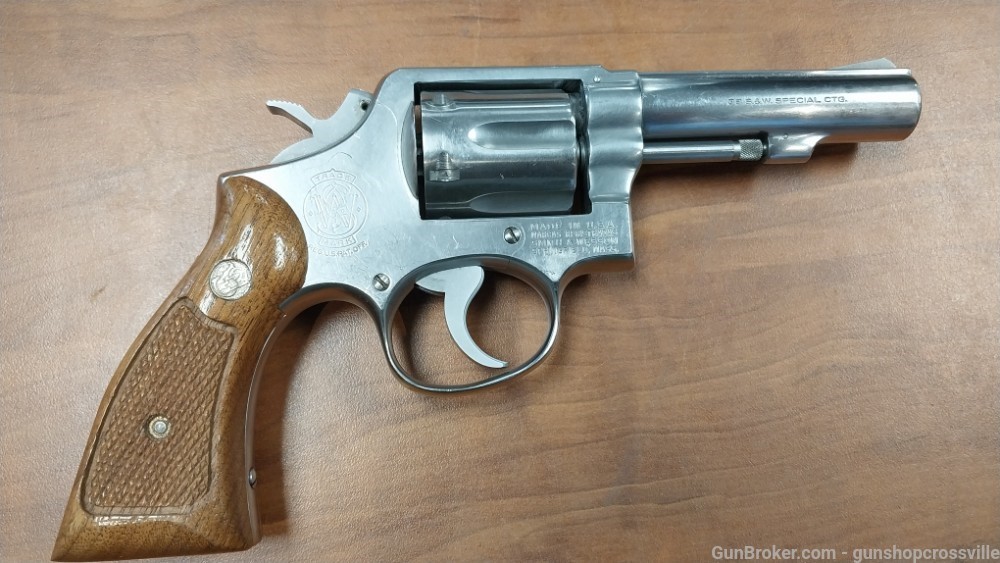 Smith & Wesson Model 64-1 Stainless Revolver .38 Special 4" Heavy Barrel -img-3
