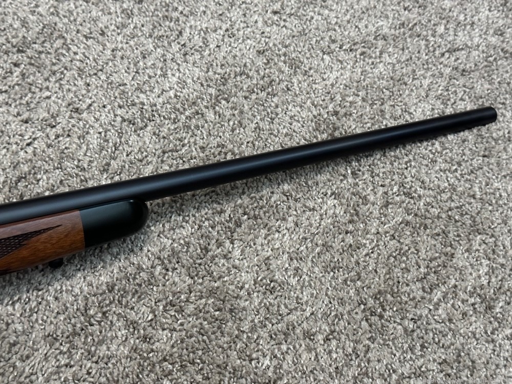 Remington 700 CDL Deluxe 35 Whelen rare 24” brl 2005 Nice -img-3