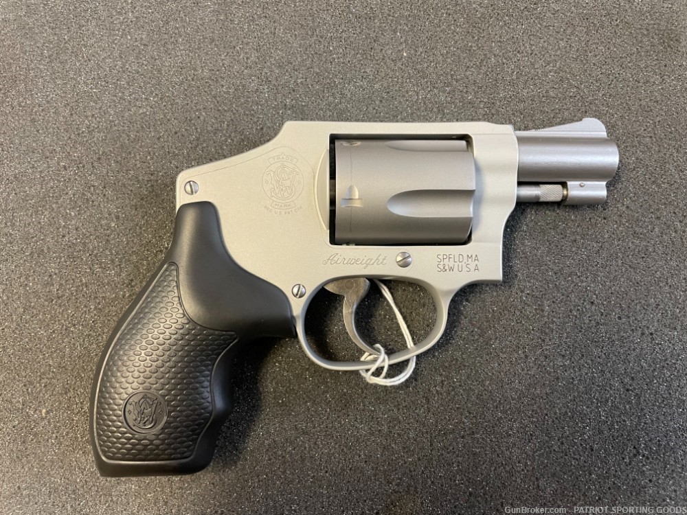 Smith and Wesson model 642 Airweight-img-1