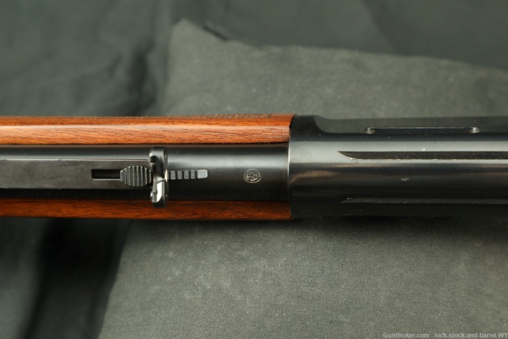 Winchester Model 9422M 20" .22 Magnum WMR Lever Action Rifle, MFD 1990s-img-26
