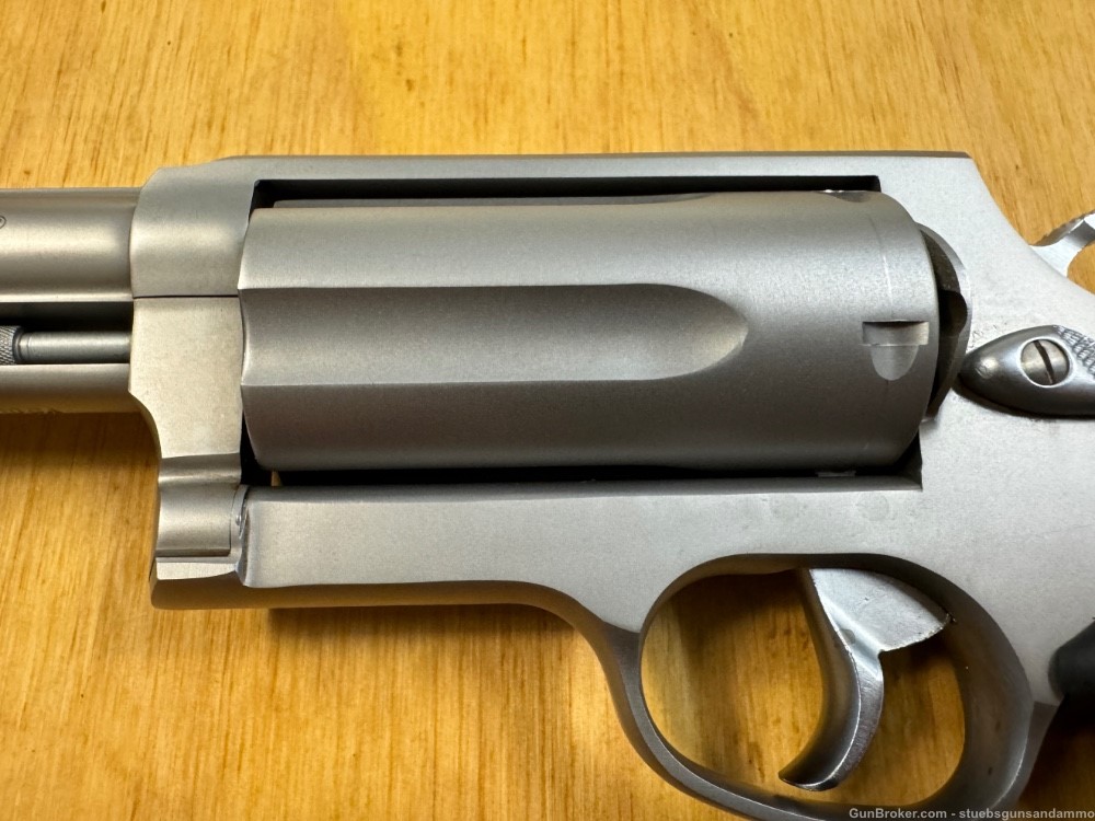 Taurus Judge 45lc/410 stainless 3” with crimson trace grip laser-img-2