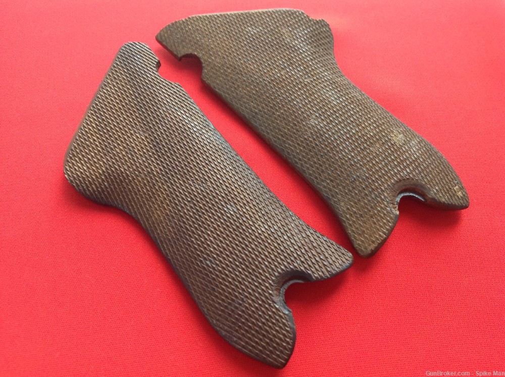 Original WWI/WWII  P08 Luger grips-img-0